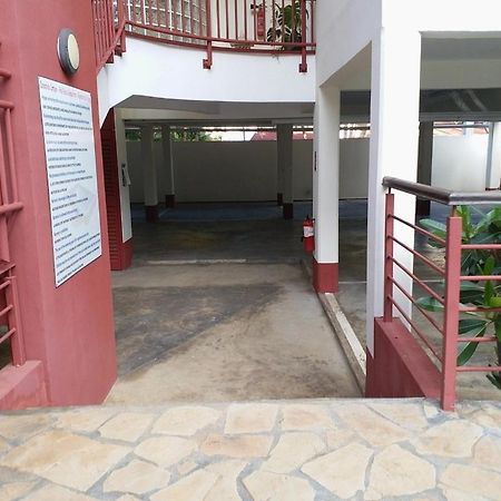 Beachfront Apartment Flic en Flac Ngoại thất bức ảnh