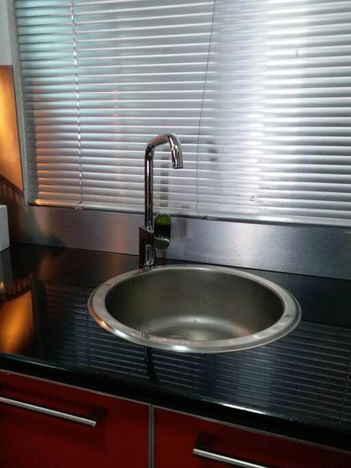 Beachfront Apartment Flic en Flac Ngoại thất bức ảnh