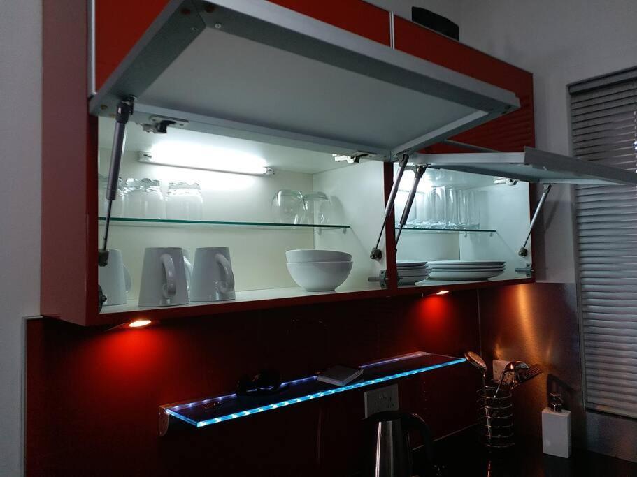 Beachfront Apartment Flic en Flac Ngoại thất bức ảnh