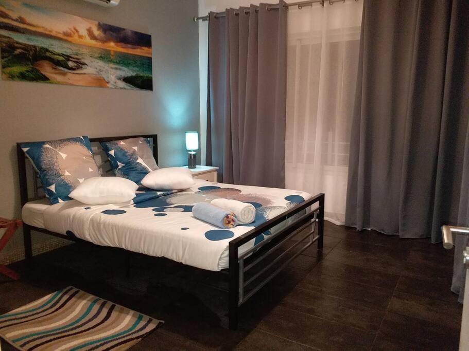 Beachfront Apartment Flic en Flac Ngoại thất bức ảnh