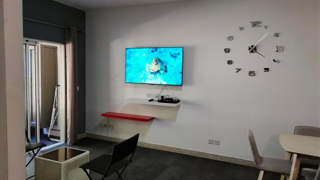 Beachfront Apartment Flic en Flac Ngoại thất bức ảnh